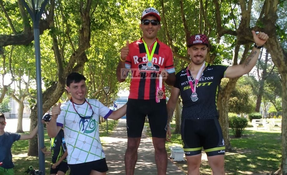 Lapridenses campeones del duatlón Unión de los Pueblos