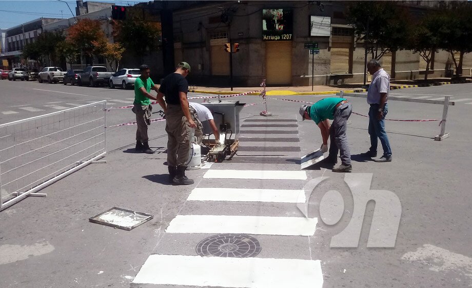 Habrá una X en las avenidas para facilitar el cruce de personas mayores
