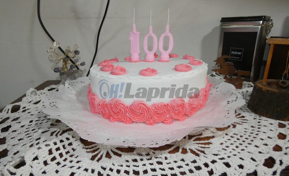 La vecina Leonor celebra su cumpleaños número 100: "No me siento con esta edad"